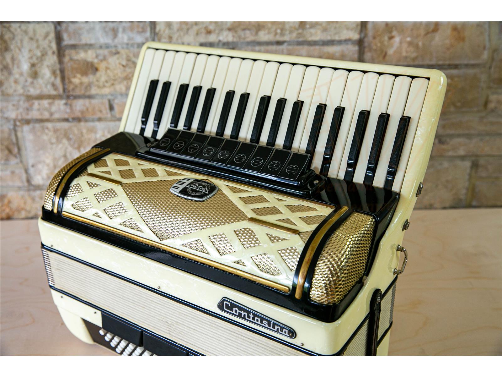 Akkordeon Contasina weiß 96 Bass Akkordeon Contasina weiß 96 Bass
