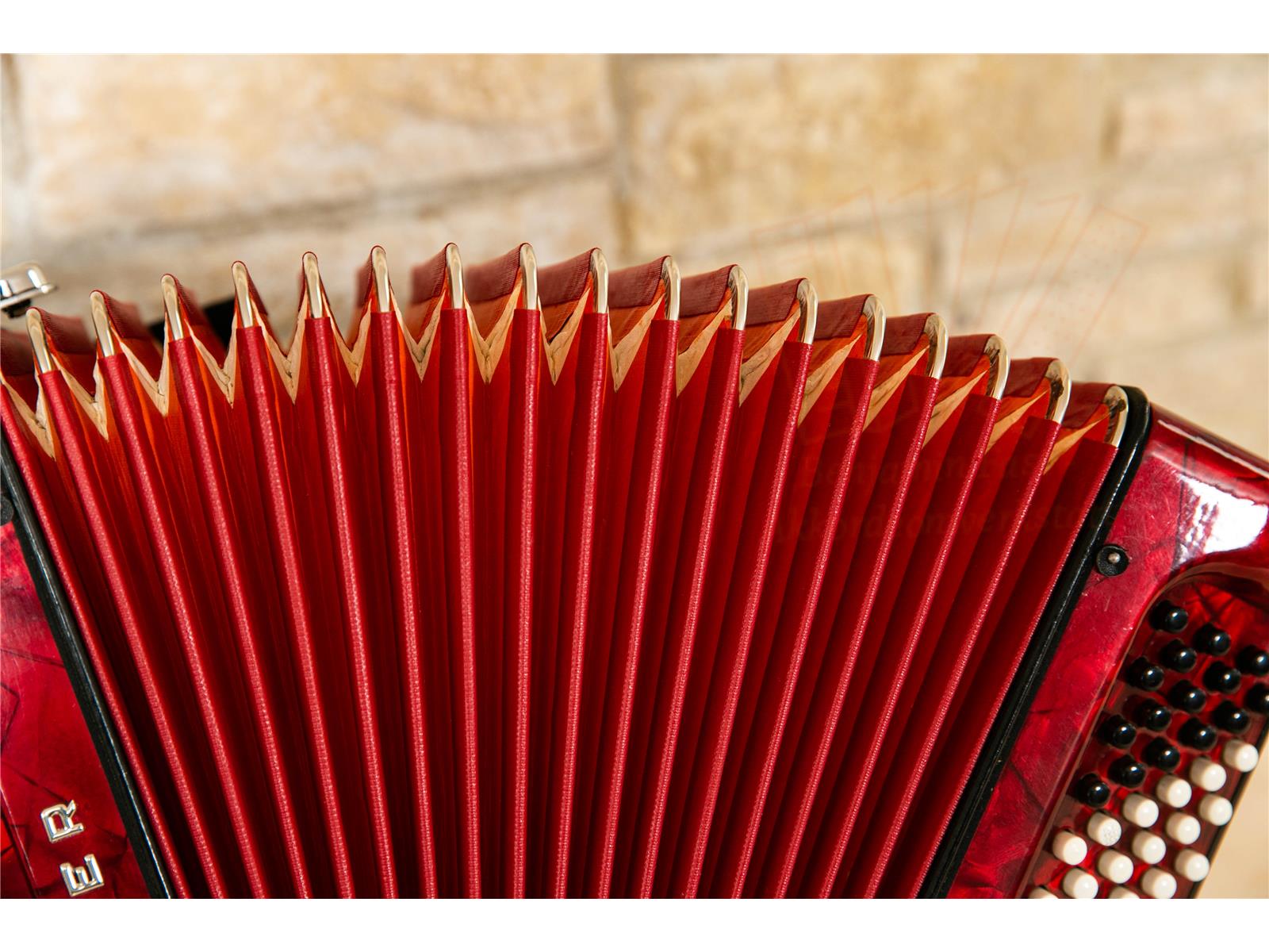 Knopfakkordeon Hohner Amati III M C-Griff 2-chörig gebraucht