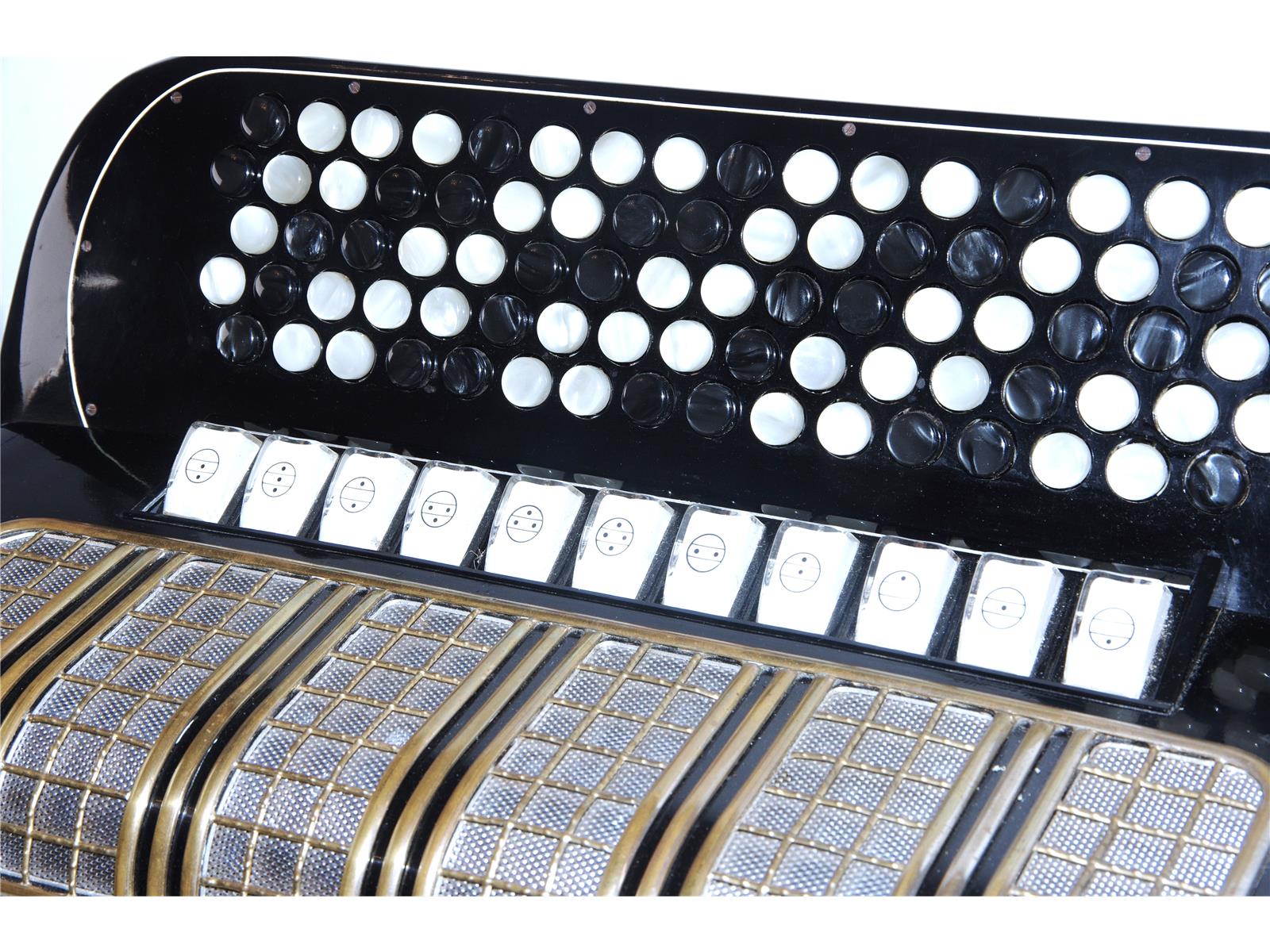 Knopfakkordeon Hohner Maestro IV B-Griff flach, gebraucht