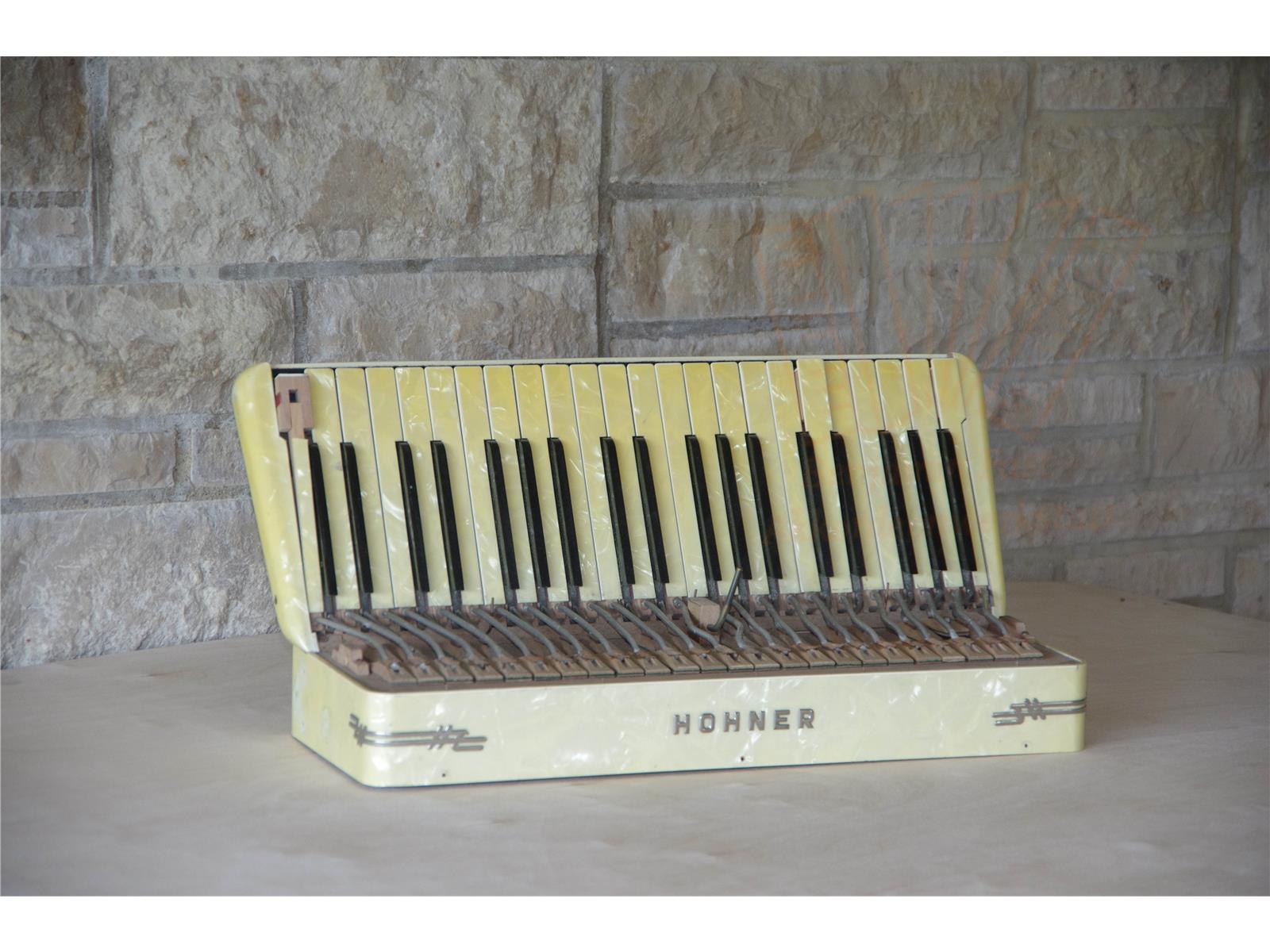 Diskantgehäuse Hohner Tango (alte Baureihe) - gebraucht