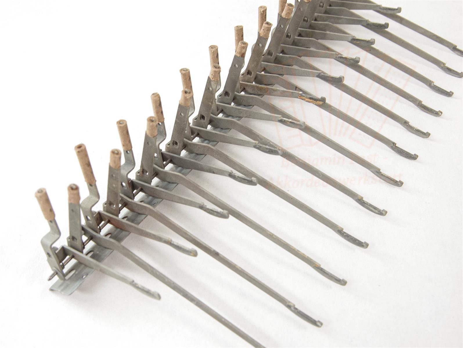 Klappenträger Bass Hohner Arietta, Concerto,.. gebraucht gebraucht