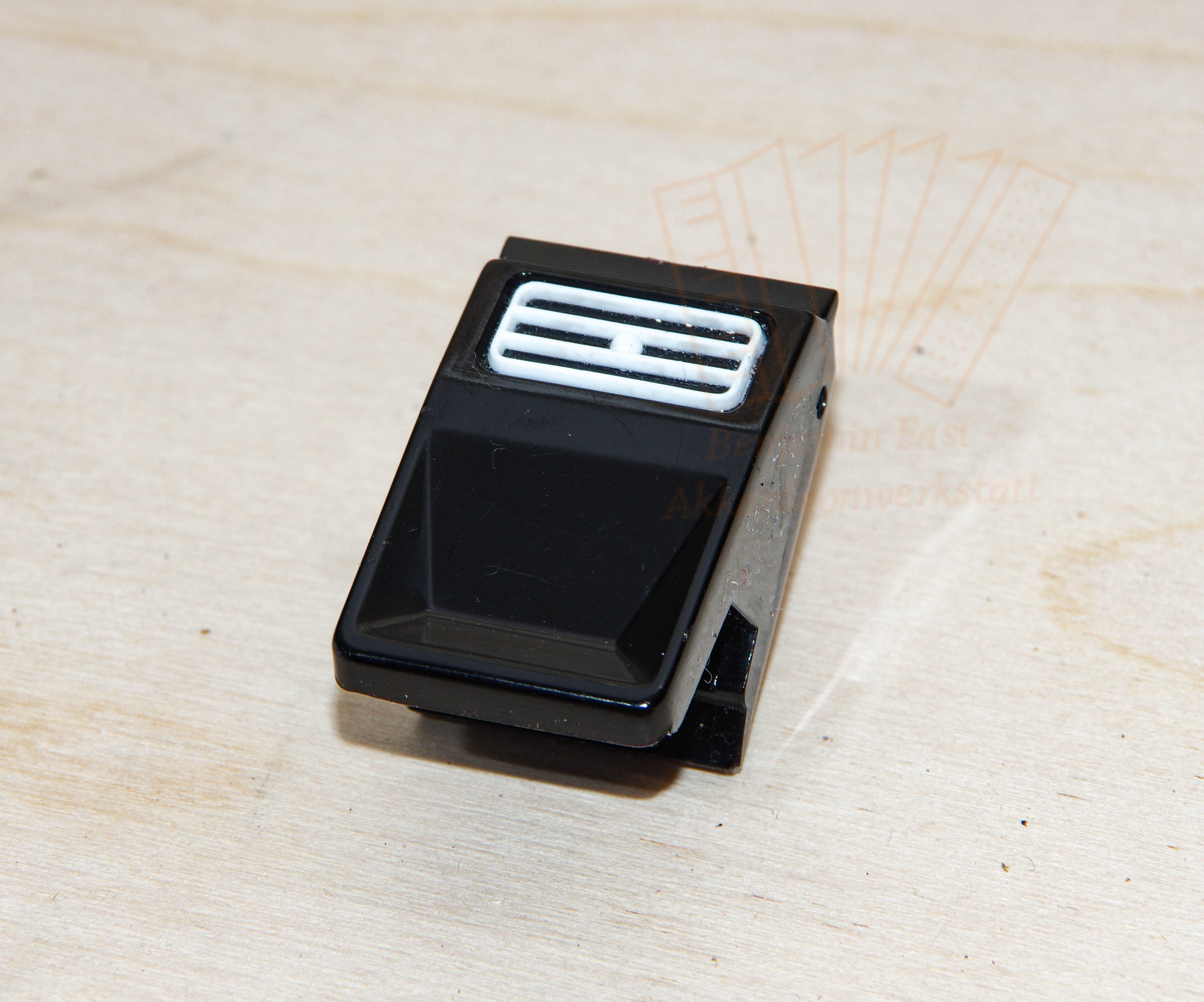 Registerdrücker Diskant Weltmeister - alt mit Markierung - gebraucht