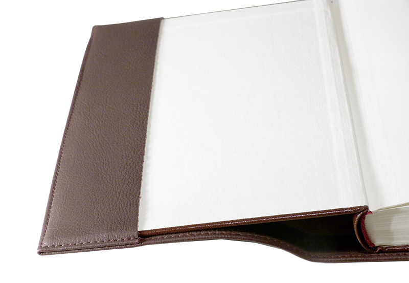 Kunstleder-Hülle für Liederbuch "Singt dem Herrn" (30897), Farbe: brombeer Kunstleder-Hülle für Liederbuch "Singt dem Herrn" (30897), Farbe: brombeer