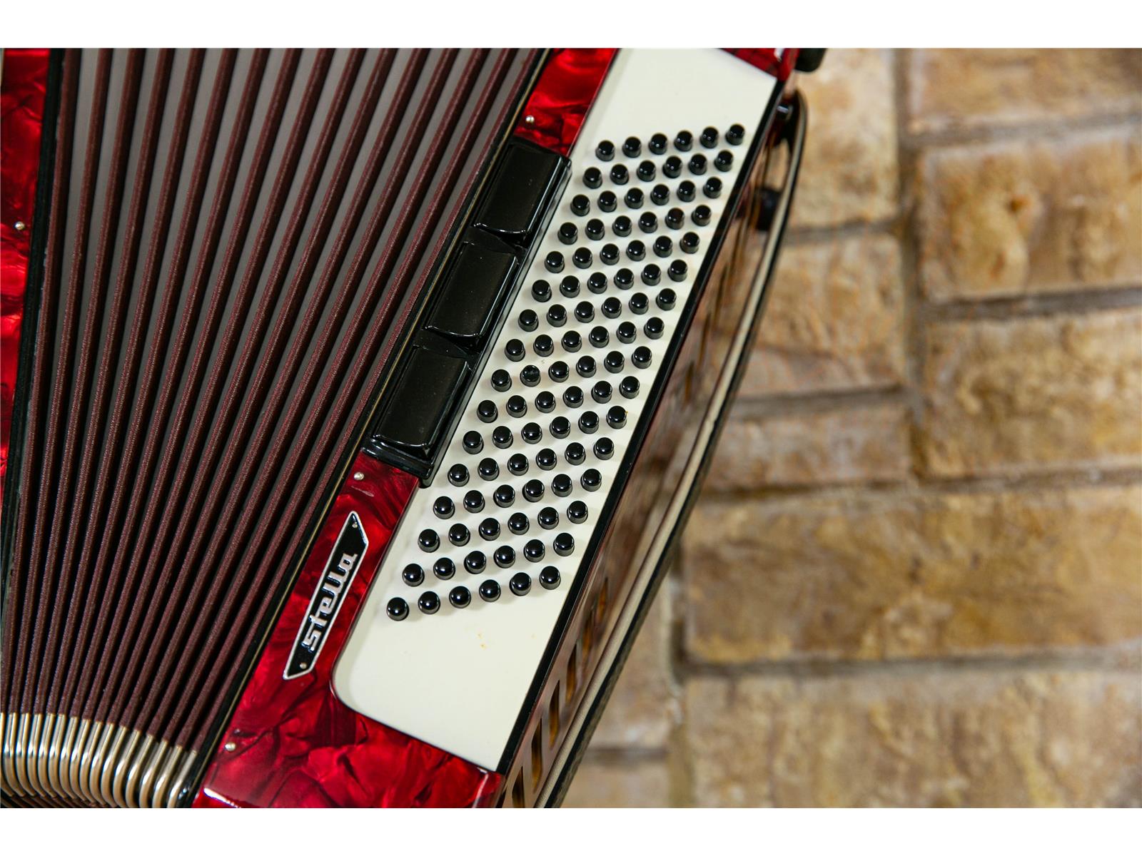 Akkordeon Weltmeister Stella 37/96/III/5/3 rot - gebraucht