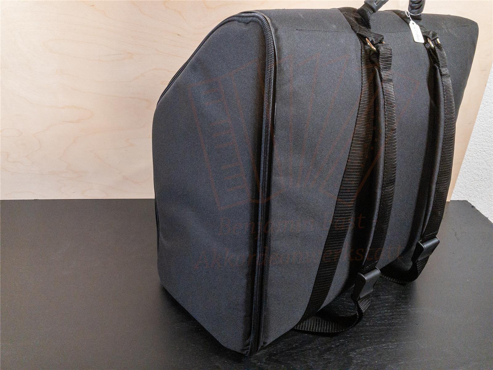Akkordeontasche für 60 Bass schwarz Gigbag